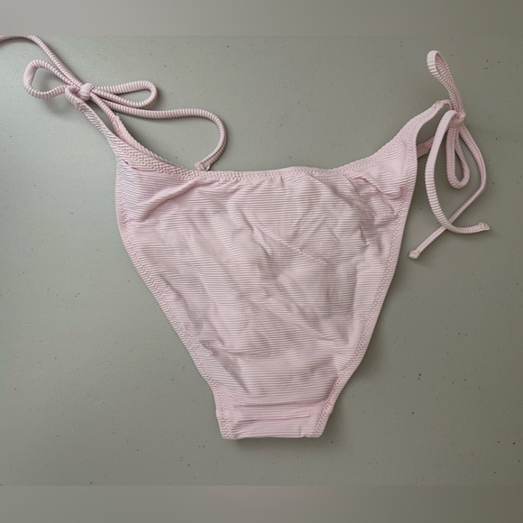 J.Crew Ribbed Curved-Waist Cheeky String Bikini Swim Bottom in Pale Pink Medium - Picture 6 of 7